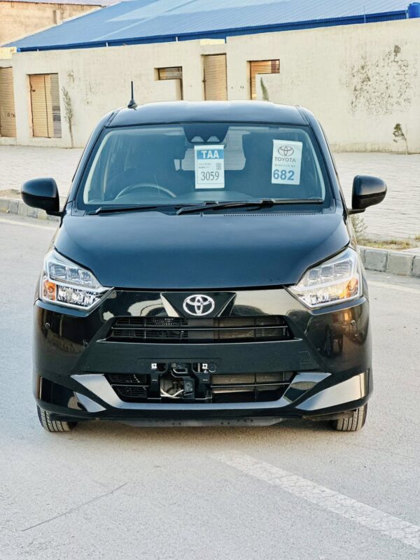 🚗 Daihatsu Mira – NCP (Import) Mushtarka Motors Showroom 📅 Model: 2018 ⚙️ Engine: 660cc (Double ECO Mode) 💡 Features: Lazer Headlights Auto Retractable Side Mirrors Reverse Camera Parking Sensors Radar Safety Support System Smart Key + Push Start (If Equipped) 🧾 Condition: Full Fresh – B + B Neat & Clean Interior Smooth Engine & Suspension Fuel Efficient & Comfortable Daily Use Car 📍 Location: Quetta ☎️ Contact: 0312-8355787