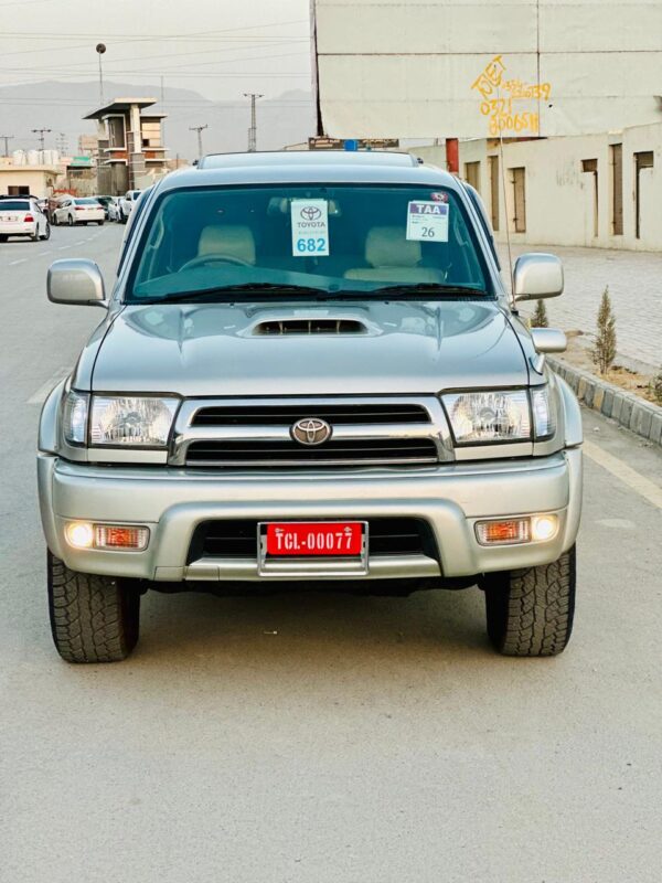 2017 Toyota Hilux Surf G LED Version – Full Fresh, Cool AC, Quetta – PKR 3,200,000