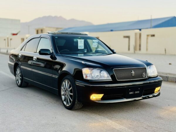 #ToyotaCrown #CrownAthlete #ToyotaCrown2002 #ImportedCars #QuettaCars #MushtarkaMotors #RareCar #TwoToneCar #Sunroof #NewTyres2024 #AuctionGrade35 #JapanImport #ExecutiveSedan #UsedCarsPakistan #CarForSaleQuetta